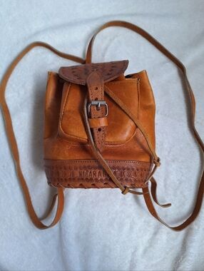 ✨ VTG Nicaragua Hand Tooled Leather Mini Backpack ✨